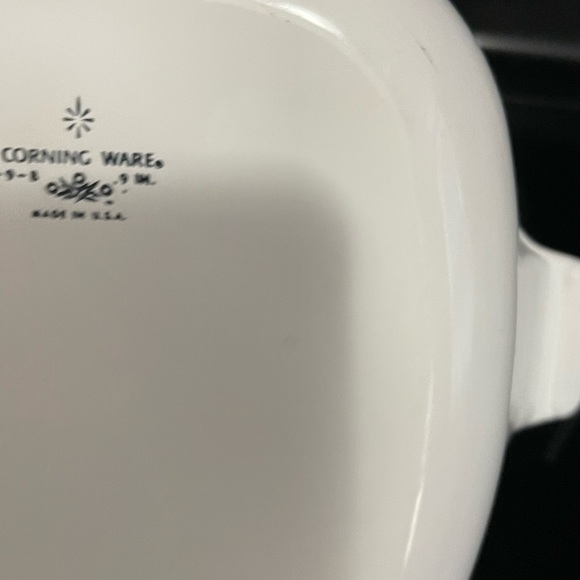 Corning Ware Blue Cornflower P-9-B 9 Inch Casserole Dish With Lid - Picture 12 of 15